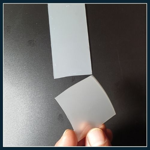 Hydrocolloid roll being cut to size